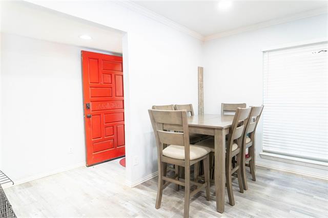 Foto del edificio - 8512 Londonderry Ln