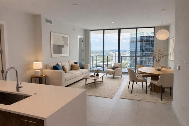 Building Photo - 275 1st Ave S