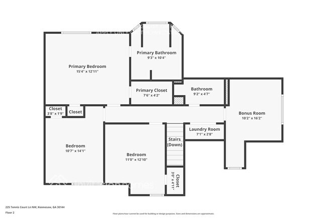 Foto del edificio - 225 Tennis Ct Ln