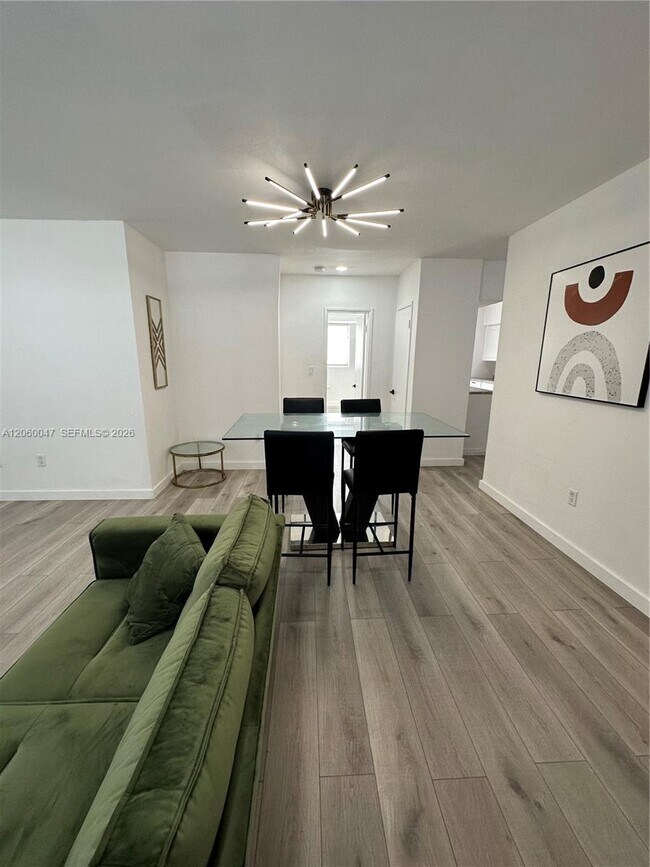 Foto del edificio - 316 Surfside Blvd