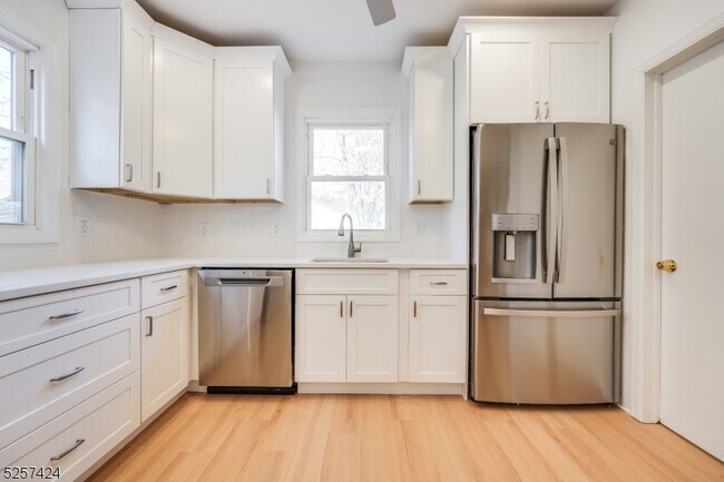 Foto del edificio - 35 Mountain View St