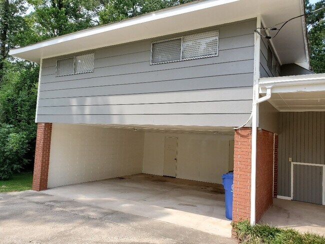 Foto del edificio - Newly Remodeled Mid Century Style Home!!