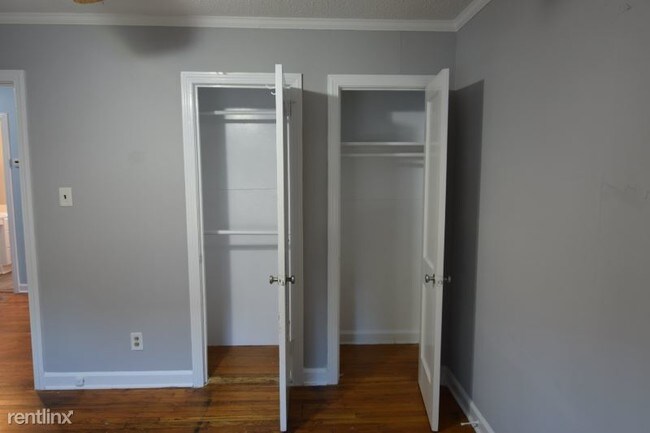 Building Photo - 2 br, 1 bath House - 1205 Lake Wheeler Rd