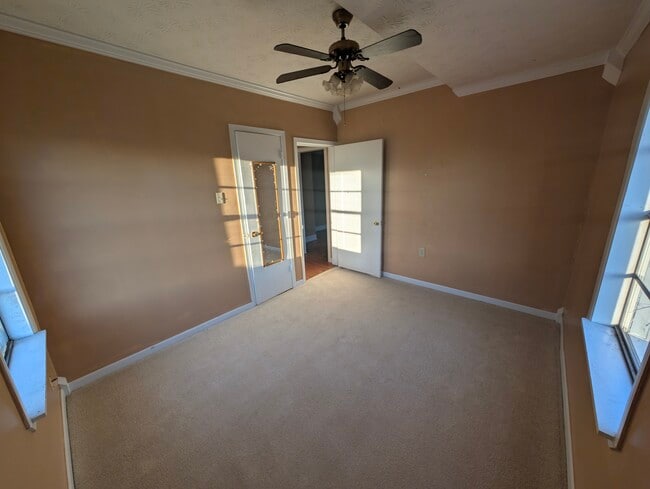 Bedroom - 801 Cox St