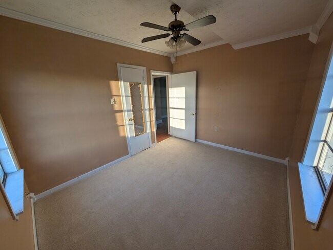 Dormitorio - 801 Cox St