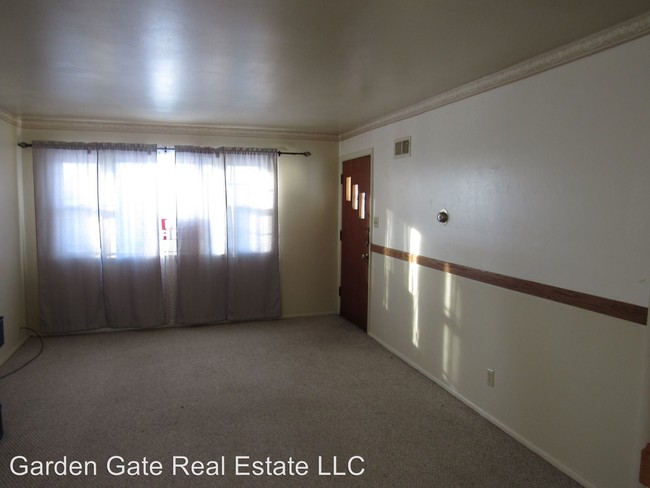 Foto del edificio - 331-333 S Jackson St