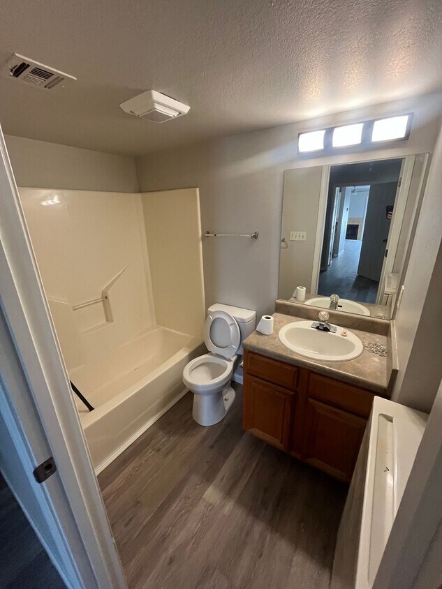 Foto del edificio - 1 Bedroom condo in the heart of Tulsa