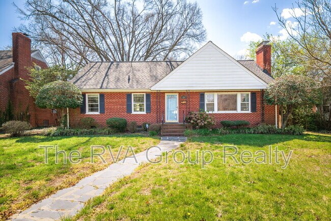 Photo - 1207 Whitby Rd House