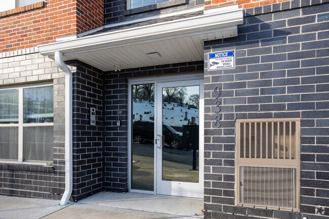 Entrance - City View Apartments