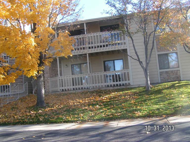 Primary Photo - 8225 Fairmount Dr