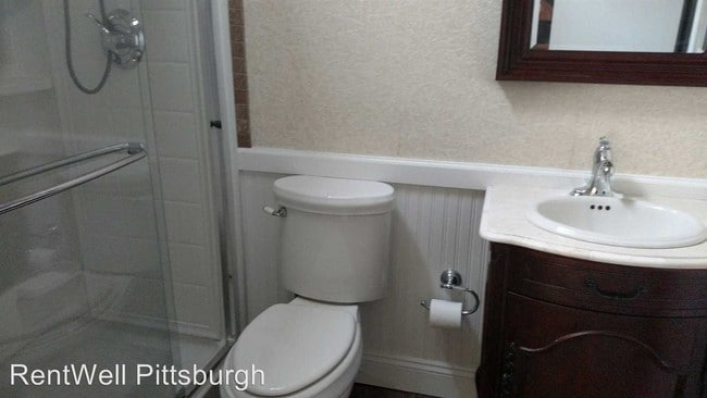 Building Photo - 1261 Stanford Ct