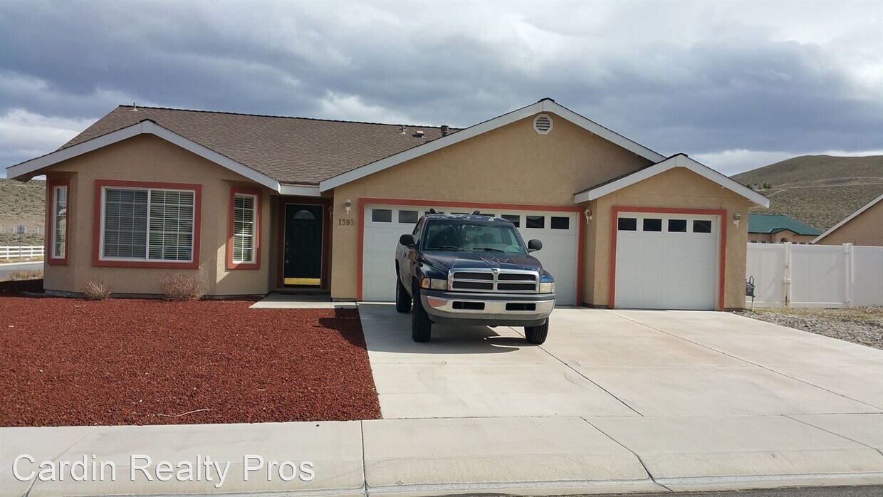 Primary Photo - 3 br, 2 bath House - 1393 Red Bluffs Wy