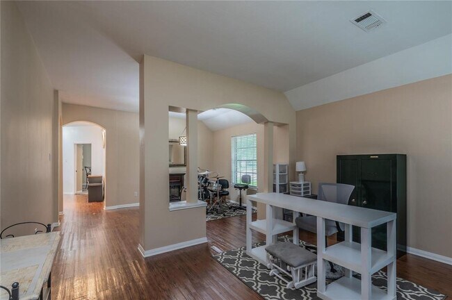 Foto del edificio - 3002 Summerfield Ridge Ct