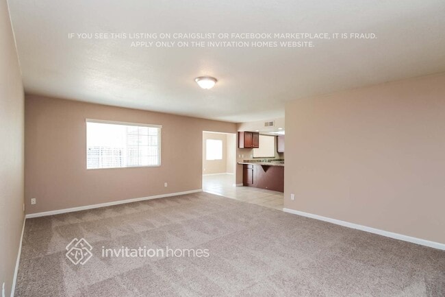 Building Photo - 8925 W Meadowbrook Ave