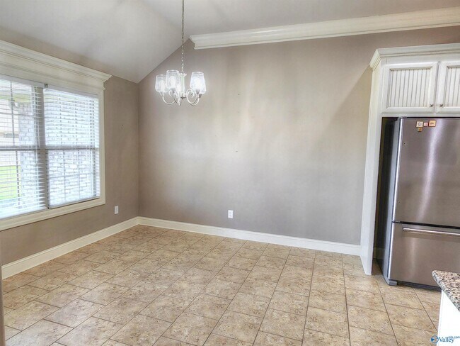 Building Photo - 13390 Callaway Dr