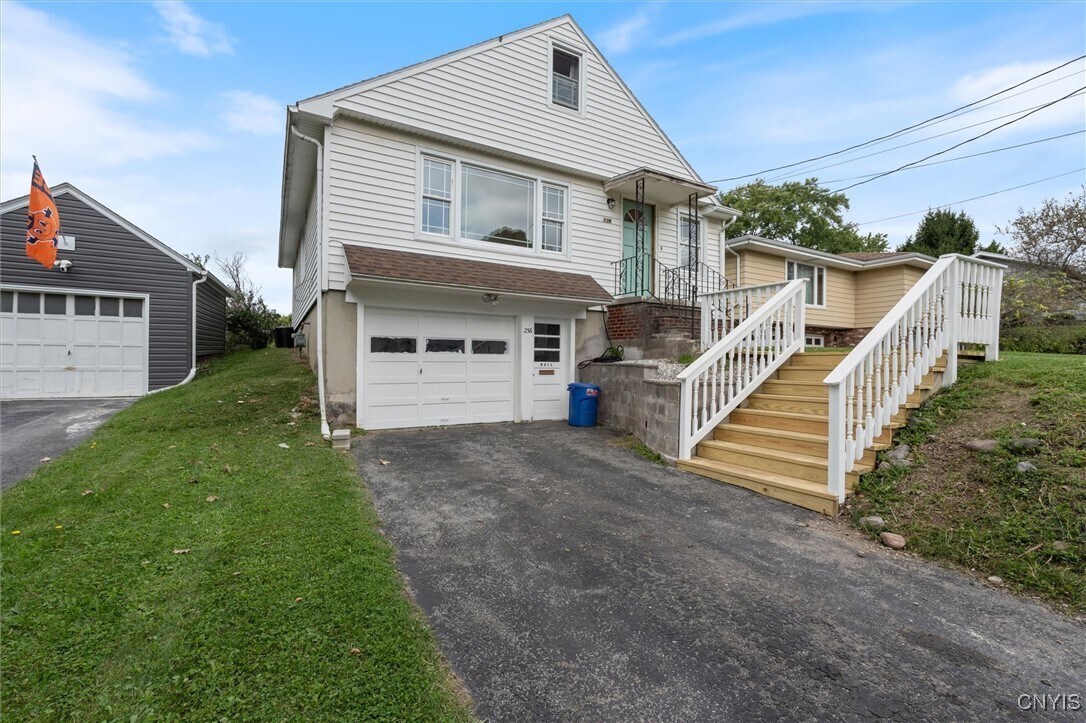 Primary Photo - 236 Benham Ave
