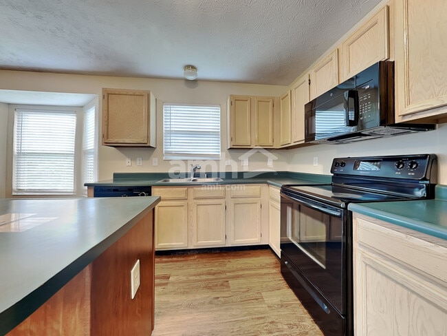 Building Photo - 4976 Rialto Ridge Dr