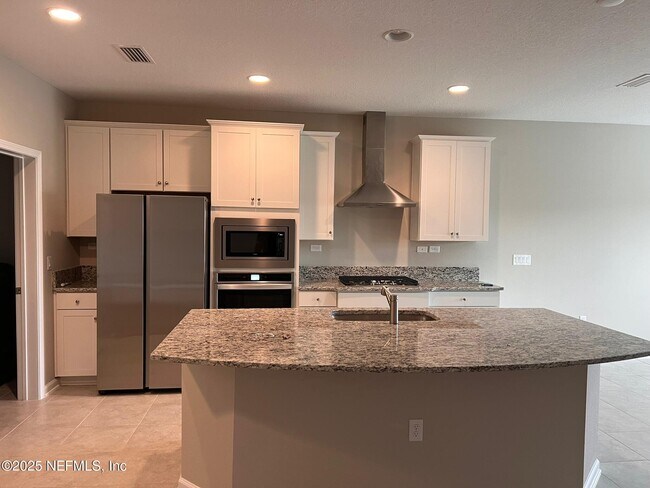 Foto del edificio - 66 Goodhope Ct