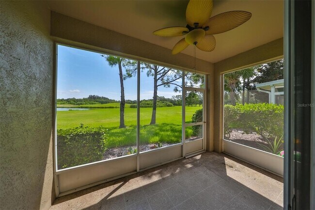 Foto del edificio - 633 Tremont Greens Ln