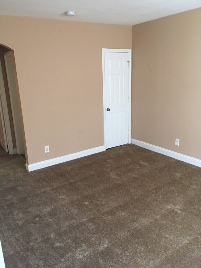 Building Photo - 1227 Steelton Ave