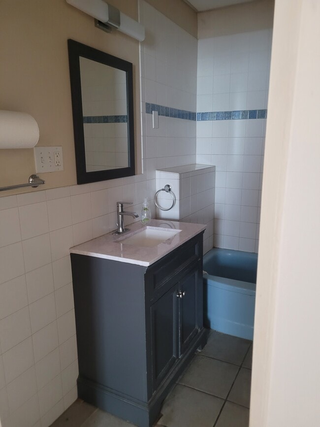 Building Photo - 241 Nichols Ave