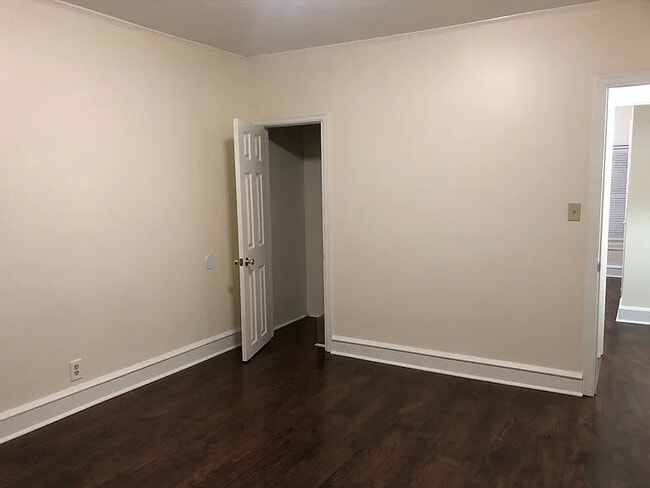 Foto del edificio - 825 Anderson St