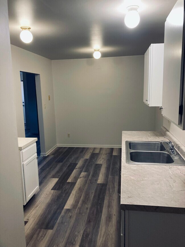 Foto del edificio - 2921 Saginaw Street, Unit Apt. 1