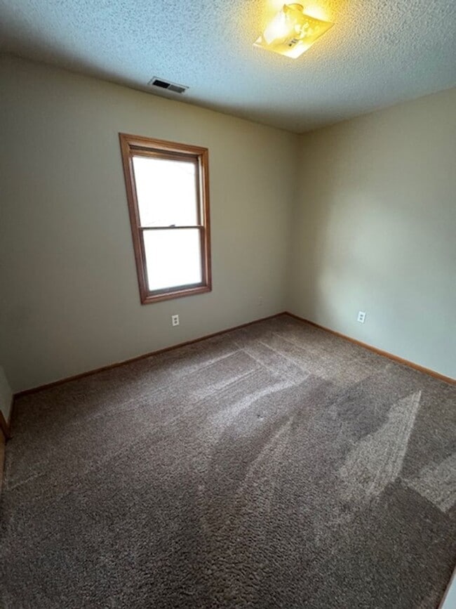 Building Photo - 6621 Wood Rim Run