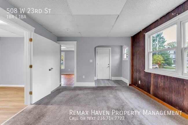 Building Photo - 508 W 23rd DN, Lorain - Spacious 1 bed wit...
