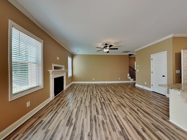 Foto del edificio - 3100 Matthew Ridge Dr