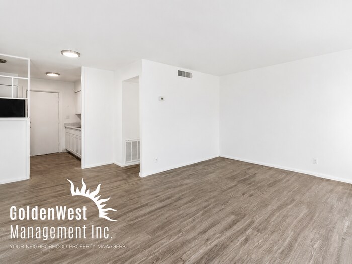 Charming 1Bdm 1Ba Apartment In Central Phoenix - Move In Special! - Charming 1Bdm 1Ba Apartment In Central Phoenix - Move In Special!
