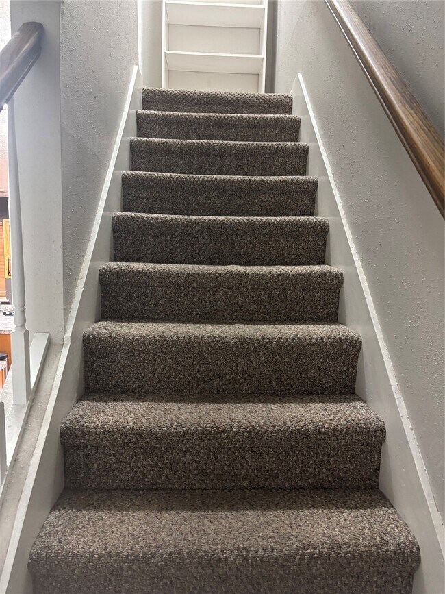 Foto del edificio - 2502 Colleen Dr