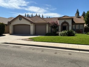 Building Photo - 1923 E Desert Island Dr
