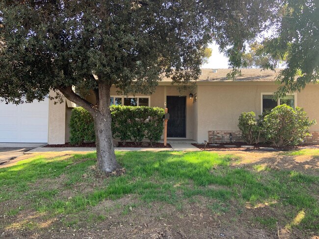 Foto del edificio - Beautiful 3BR/2BA Home in Santee