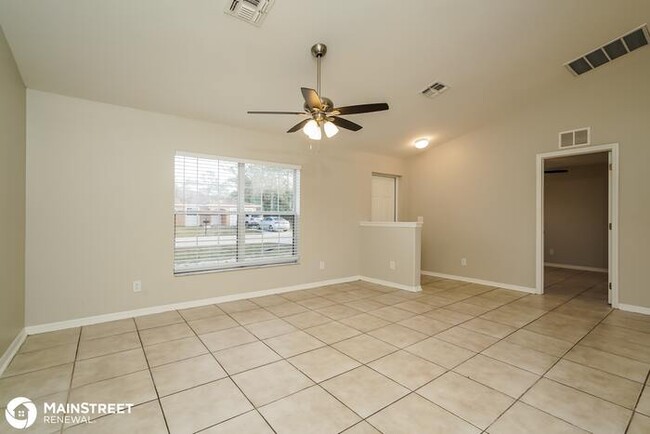 Foto del edificio - 108 E 12Th St, Lehigh Acres, FL 33972