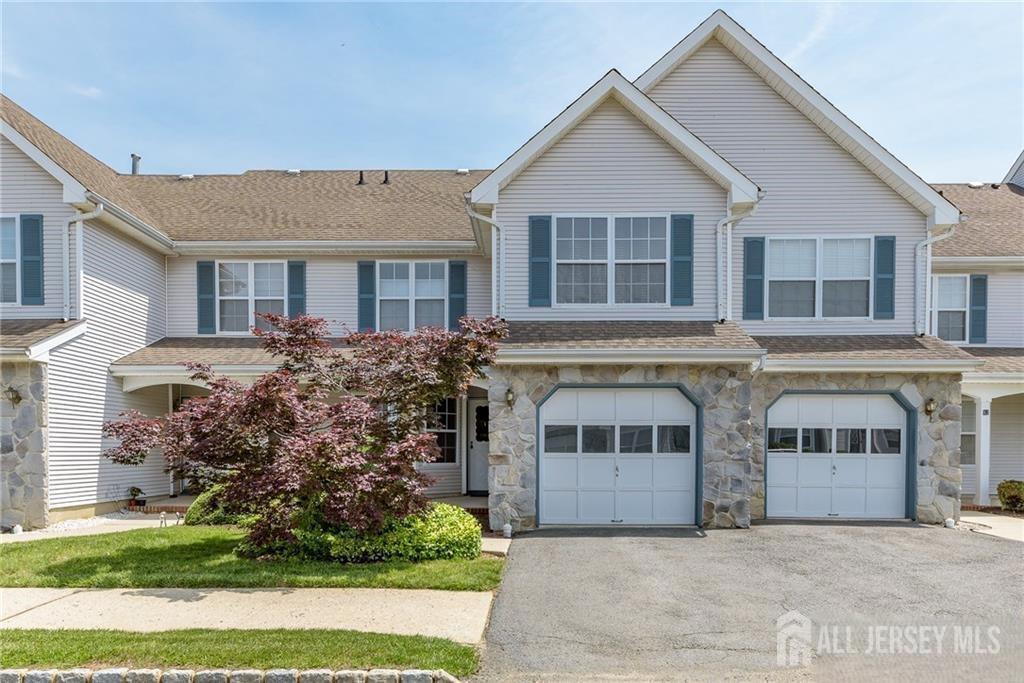 Foto principal - 93 Jill Ct