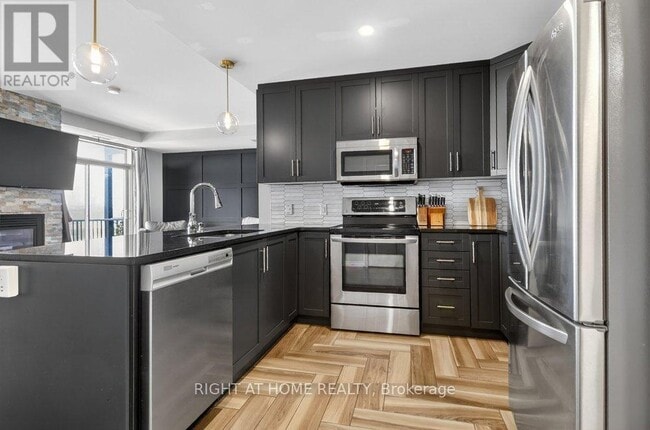Building Photo - 30 Prestige Cir