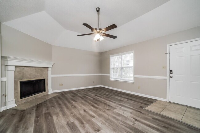 Building Photo - 9862 Allen Pkwy S