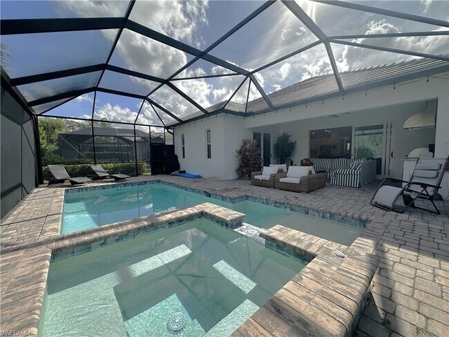 Foto del edificio - 13533 Blue Bay Cir