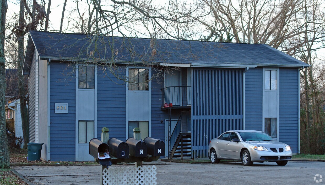 Primary Photo - 801 Yancey St