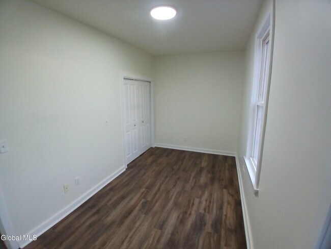 Foto del edificio - 91 Park Ave