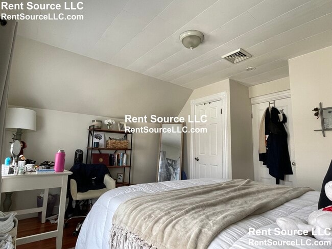Building Photo - 267-269 Highland Ave. Unit 3