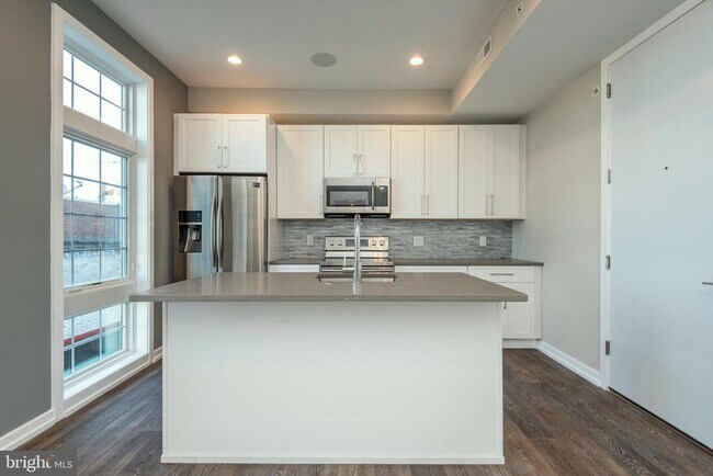 Foto del edificio - 1340 S 13th St