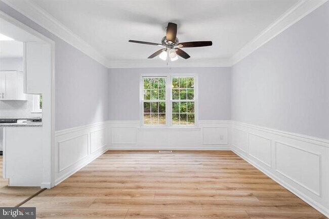 Foto del edificio - 2807 Falling Brook Terrace