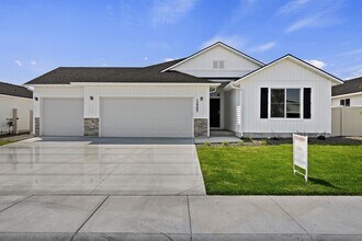 Building Photo - 12383 Genevieve St