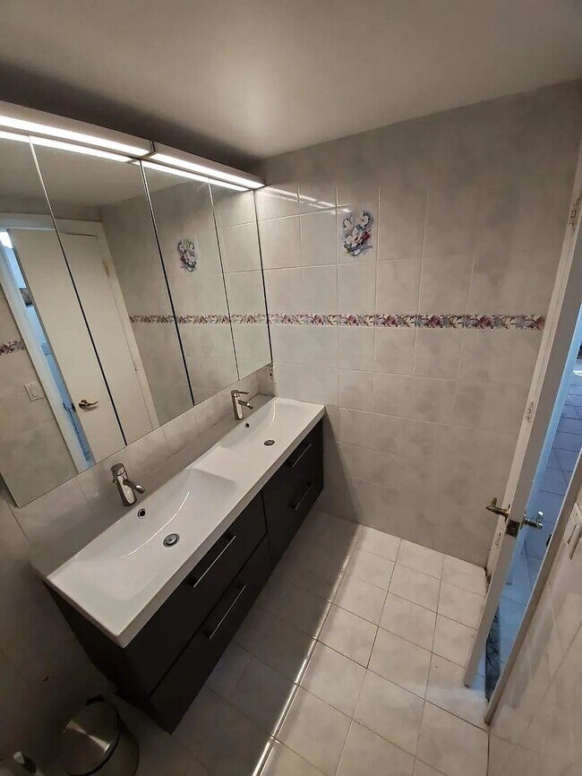 Foto del edificio - 7732 Camino Real