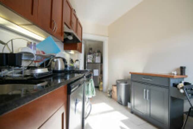 Building Photo - Allston - 3 BR Apartment - 9/1/25 - NO FEE