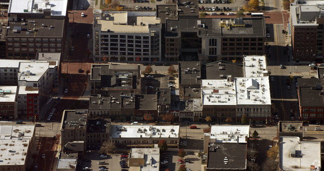 Aerial Photo - 123 Division Ave S