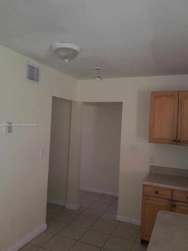 Foto del edificio - 14240 NW 22nd Ave