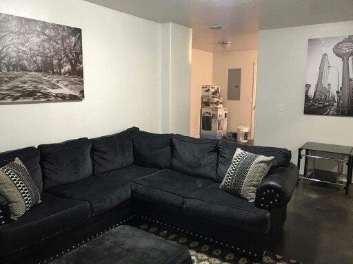 Primary Photo - 3 bedroom in Lawton OK 73505